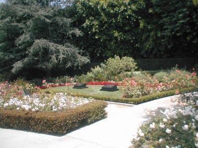 Photo of the grarden where Richard Milhous Nixon and Patricia Ryan Nixon are buried image. Click for full size.