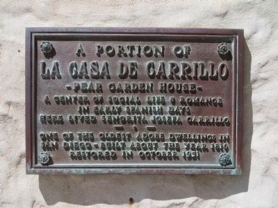 Plaque on Casa de Carrillo Garden House image. Click for full size.