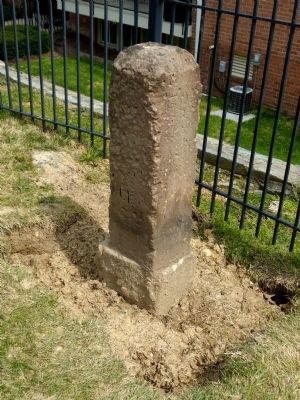 Original Federal Boundary Stone SE 3 image. Click for full size.