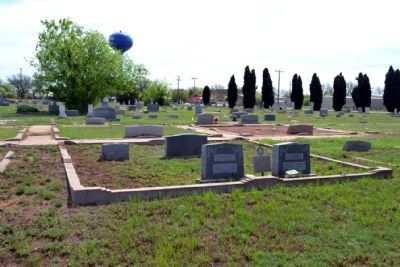 Grave Sites of Robert Cooke and His Wife, Sallie. Click for full size. Grave Sites of Robert Cooke and His Wife, Sallie image. Click for full size.