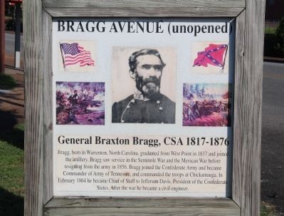 Bragg Avenue Marker. Click for full size. Bragg Avenue Marker image. Click for full size.