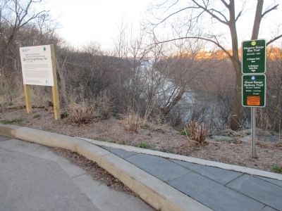 Marker and Downriver View image. Click for full size.