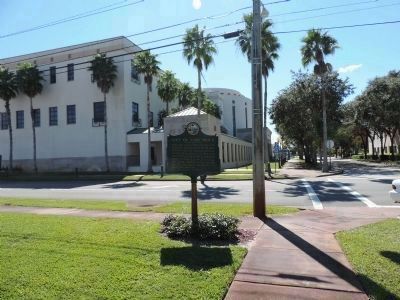 "City of Vero Beach Marker" at the intersection of 21st Street & 16th Avenue image. Click for full size.