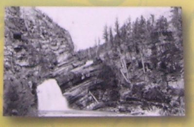 Cameron Falls image. Click for full size.