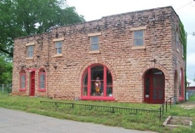 Tuton's Drugstore and Marker. Click for full size. Tuton's Drugstore and Marker image. Click for full size.