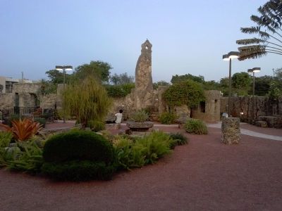 Coral Castle, View of Grounds image. Click for full size.