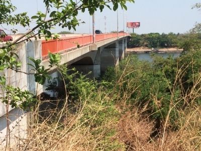 San Marcos Lempa Bridge, view east from the marker image. Click for full size.
