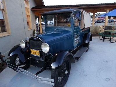 Antique produce truck.. Click for full size. Antique produce truck. image. Click for full size.