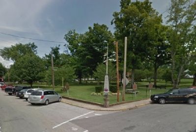 Courthouse corner with marker on far right. image. Click for full size.