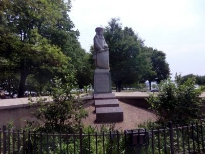 Statue of William Penn at Penn Treaty Park image. Click for full size.