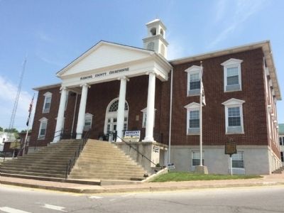 Fleming County Courthouse. Click for full size. Fleming County Courthouse image. Click for full size.