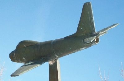 The F-86 "Sabre" Monument Sculpture image. Click for full size.