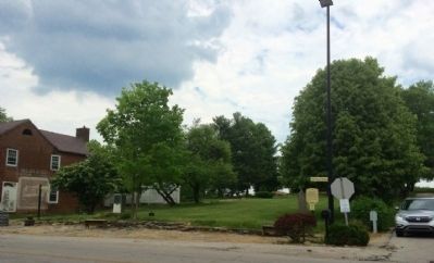 Area photo of marker on right.. Click for full size. Area photo of marker on right. image. Click for full size.