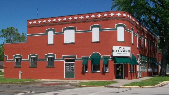 Former Iola Laundry Building at Jackson St & Jefferson Ave. Click for full size. Former Iola Laundry Building at Jackson St & Jefferson Ave image. Click for full size.