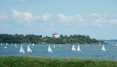 Another 1846 Martello tower built across the bay at Point Henry image. Click for full size.