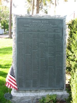 Hyde Park World War II Korean War Monument image. Click for full size.
