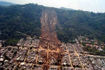 Las Colinas landslide image. Click for full size.
