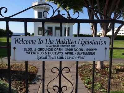 Sign in front of lighthouse. Click for full size. Sign in front of lighthouse image. Click for full size.