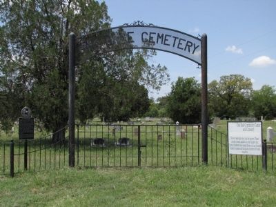 Oak Dale Cemetery and Marker image. Click for full size.