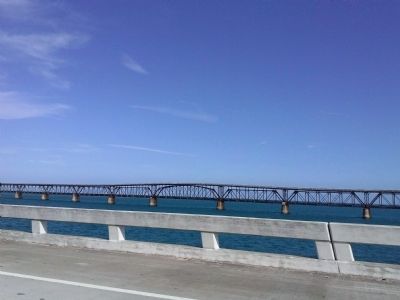 Old railroad bridge from modern Overseas Highway bridge image. Click for full size.