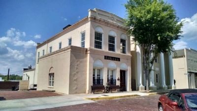 Old Newberry Bank (c. 1852)<br>1117 Boyce Street image. Click for full size.