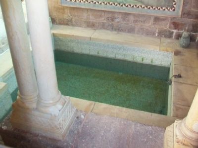 Knight's Bath - Ritterbad - Le bain des chevaliers image. Click for full size.