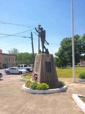 Doughboy Memorial looking east on KY-70. image. Click for full size.