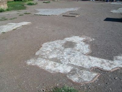 Floor Remnant Immediately SE of Domus Augustana. Upper Peristyle / Peristilio Superiore Marker. Click for full size. Floor Remnant Immediately SE of Domus Augustana. Upper Peristyle / Peristilio Superiore Marker image. Click for full size.