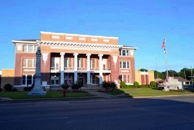 Clarke County Court House. Click for full size. Clarke County Court House image. Click for full size.