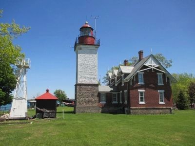 Dunkirk Lighthouse image. Click for full size.