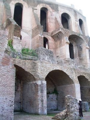 North Facade of the Domus Tiberiana image. Click for full size.