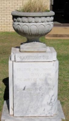 Revolutionary War pedestal. Click for full size. Revolutionary War pedestal image. Click for full size.