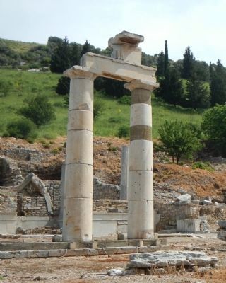 Reconstructed columns of the Prytaneum. image. Click for full size.