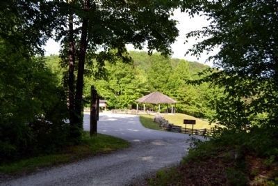 Camp Wildcat Battlefield Visitor Pavilion and Parking Area image. Click for full size.