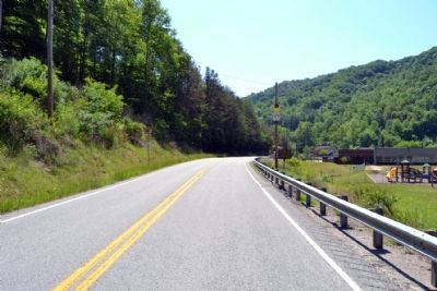 View to East Along Highway 550 image. Click for full size.