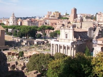 Temple of Antoninus and Faustina image. Click for full size.
