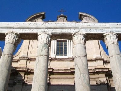 Temple of Antoninus and Faustina Detail. Click for full size. Temple of Antoninus and Faustina Detail image. Click for full size.