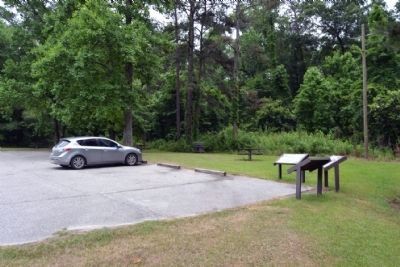 Marker Panels in Roadside Picnic Area on SR 41 image. Click for full size.