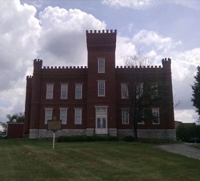 Jackson Hall, Kentucky State University image. Click for full size.