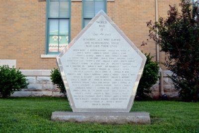 Robertson County World War II Memorial image. Click for full size.