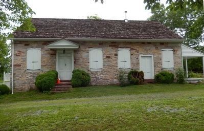 Exeter Friends Meeting House-Front view image. Click for full size.