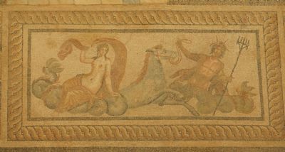 Mosaic in Terrace House 2 image. Click for full size.