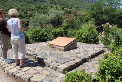 Kolonos Hill Memorial Marker. Click for full size. Kolonos Hill Memorial Marker image. Click for full size.