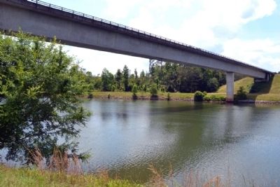 Jamie L. Whitten Bridge image. Click for full size.