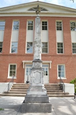 Bolivar Confederate Memorial. Click for full size. Bolivar Confederate Memorial image. Click for full size.