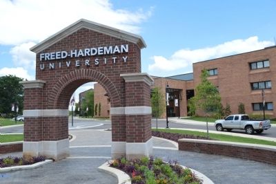 Freed-Hardeman University: Main Entrance image. Click for full size.