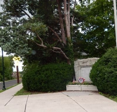 Sycamore Ave & Willow Ave. Click for full size. Sycamore Ave & Willow Ave image. Click for full size.