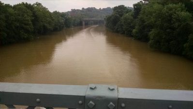 View of Kentucky River Looking East from Singing Bridge image. Click for full size.