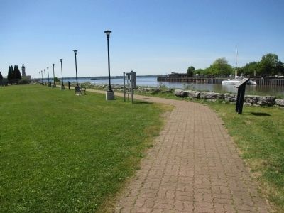 Approaching The South Pier Marker. Click for full size. Approaching The South Pier Marker image. Click for full size.