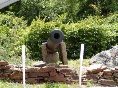 Civil War Cannon. Click for full size. Civil War Cannon image. Click for full size.